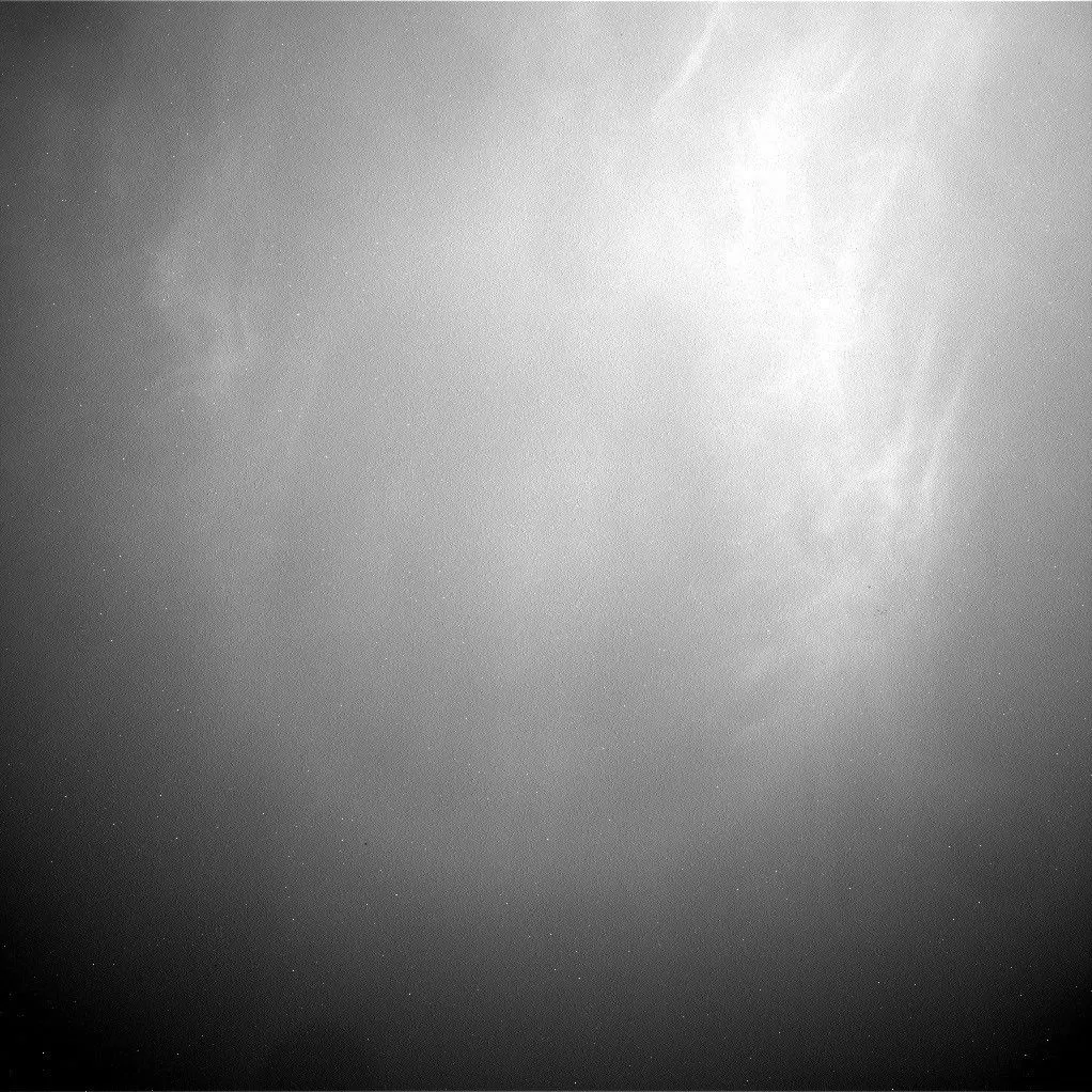 Image accompanying the story: Curiosity Blog, Sols 5036-5042: Watching the Clouds Go By