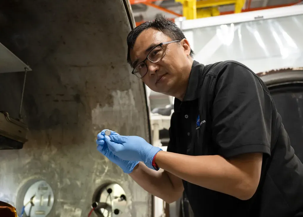 Image accompanying the story: NASA Develops Batteries to Power Humanity’s Return to Moon